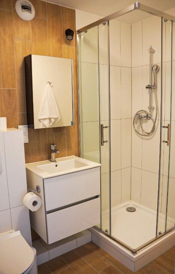 Starter III Aparthotel Wroclaw Ngoại thất bức ảnh