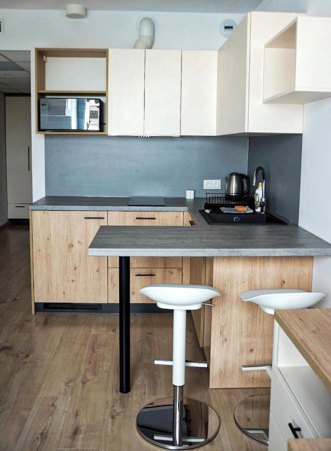 Starter III Aparthotel Wroclaw Ngoại thất bức ảnh